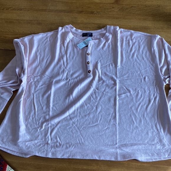 New Lane Bryant top Sz 22 - Picture 5 of 5
